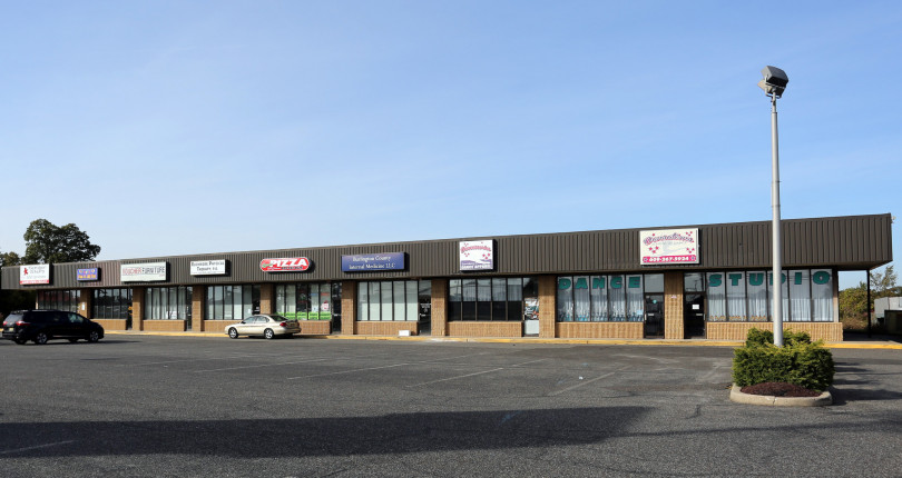 Sale of 44,750 +/- SF Retail Strip Center and Warehouse, Hainesport, NJ